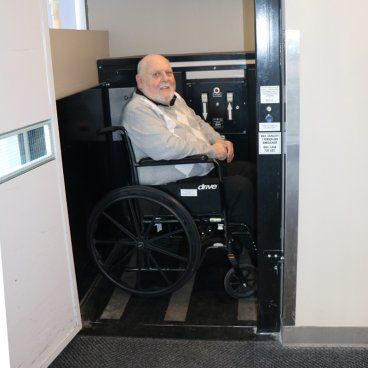 wheelchair access commercial lift 
